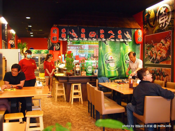 東來屋：【食記】台中Dong Lai Wu東來屋平價啤酒串燒@西屯東海大學BRT東海別墅 : 食材新鮮,烤的還可以,比較建議點海鮮!