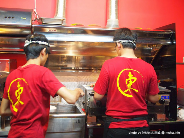 東來屋：【食記】台中Dong Lai Wu東來屋平價啤酒串燒@西屯東海大學BRT東海別墅 : 食材新鮮,烤的還可以,比較建議點海鮮!