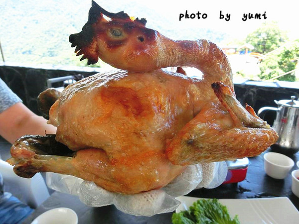 原鄉茶藝土雞城：【邀稿-屏東食記】三地門原住民的在地美食~美味山豬肉、甕仔雞、鴕鳥肉、蜂蛹大餐@原鄉-茶藝土雞城