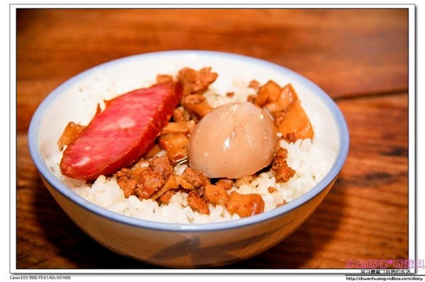 老街懷舊食堂：【美食♥宜蘭】☼ 老街懷舊食堂☼懷舊復古的裝潢，古早味的餐點令人回味無窮♥♥