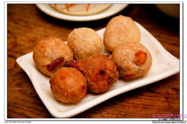 老街懷舊食堂：【美食♥宜蘭】☼ 老街懷舊食堂☼懷舊復古的裝潢，古早味的餐點令人回味無窮♥♥