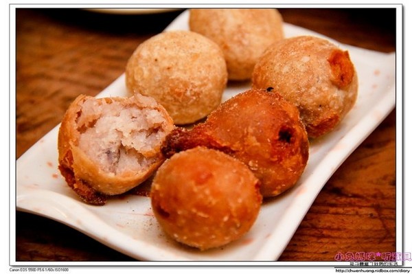 老街懷舊食堂：【美食♥宜蘭】☼ 老街懷舊食堂☼懷舊復古的裝潢，古早味的餐點令人回味無窮♥♥