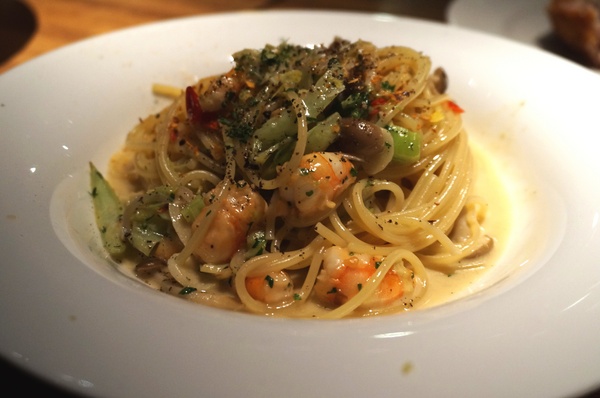 貓下去MEOWVELOUS CAFE：二訪貓下去 : 個性十足的小店~