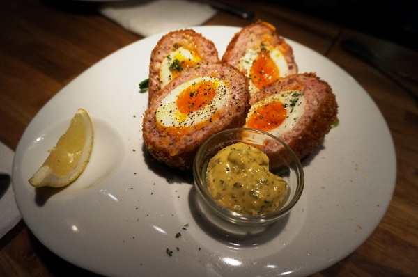 貓下去MEOWVELOUS CAFE：二訪貓下去 : 個性十足的小店~