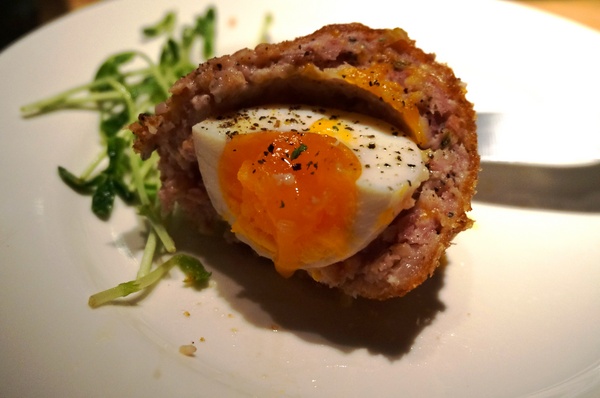 貓下去MEOWVELOUS CAFE：二訪貓下去 : 個性十足的小店~