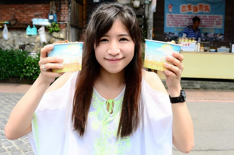 e0f4e2a0-7faf-43d8-a13d-b14f282fd33c