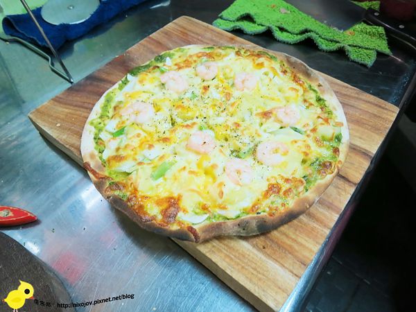 【桃園】Monkey In Rain手工窯烤披薩-手工現桿、現做、現烤美味Pizza-中原夜市