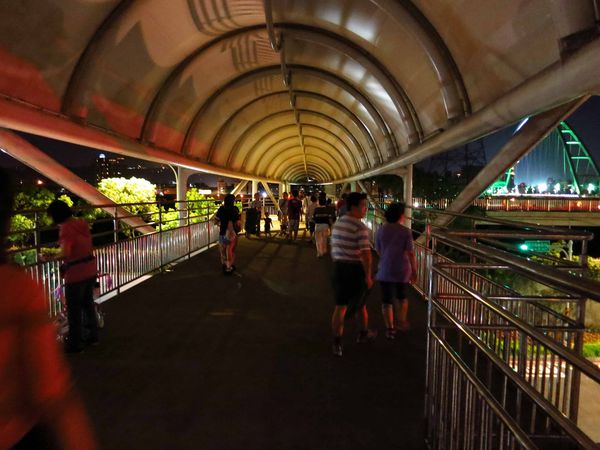 【新莊旅遊】新月橋-散步、河景、美麗橋墩盡收眼底-板橋