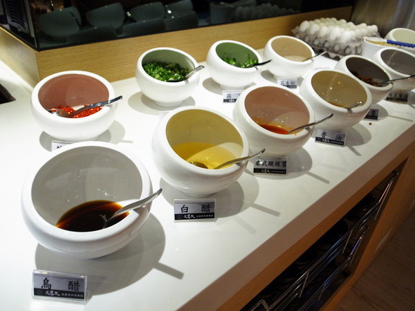 文岩文岩燒蜀辣鴛鴦鍋:<新北|板橋>超高CP值優質吃到飽火鍋~文岩文岩燒蜀辣鴛鴦鍋(邀約)