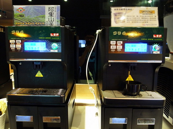 文岩文岩燒蜀辣鴛鴦鍋:<新北|板橋>超高CP值優質吃到飽火鍋~文岩文岩燒蜀辣鴛鴦鍋(邀約)