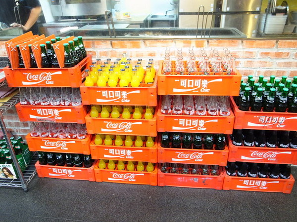 鐵牛原味碳烤牛排：<新北|板橋>嚴選美國CHOICE等級牛肉~平價牛排佼佼者~鐵牛原味碳烤牛排(邀約)