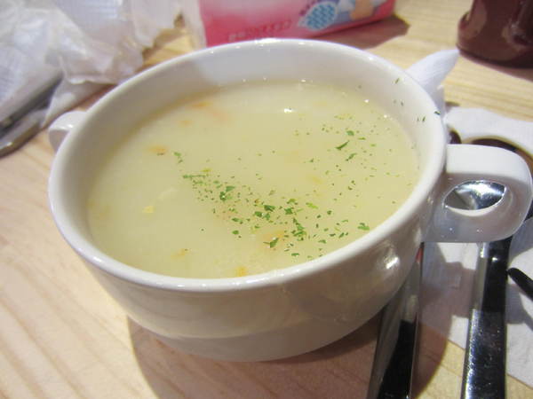 怪獸牛排屋：【橘子雞排】中山捷運站-美式風格之怪獸牛排屋~