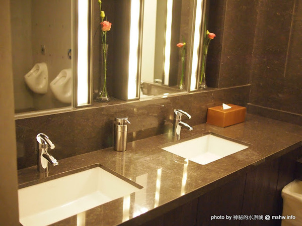 Beluga Restaurant&Bar(Beluga 法式餐酒館)：【食記】台中Beluga Restaurant & Bar 法式餐酒館@西屯 : 炫彩奪目,低調中帶點奢華!米其林等級的南法美味