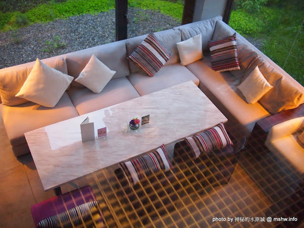 Beluga Restaurant&Bar(Beluga 法式餐酒館)：【食記】台中Beluga Restaurant & Bar 法式餐酒館@西屯 : 炫彩奪目,低調中帶點奢華!米其林等級的南法美味