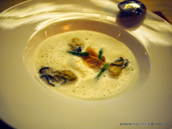 Beluga Restaurant&Bar(Beluga 法式餐酒館)：【食記】台中Beluga Restaurant & Bar 法式餐酒館@西屯 : 炫彩奪目,低調中帶點奢華!米其林等級的南法美味