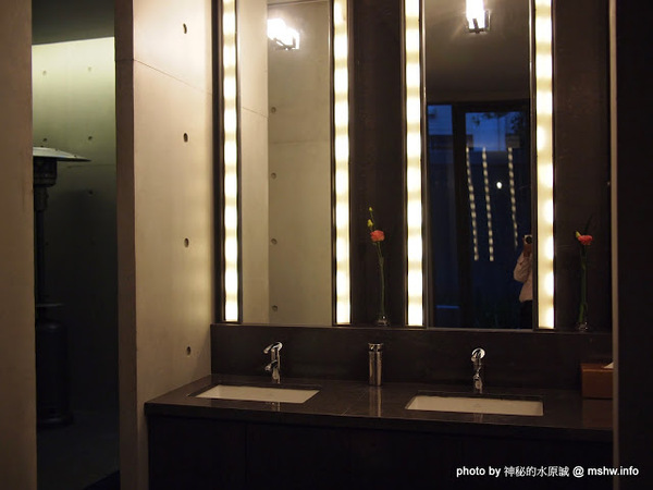 Beluga Restaurant&Bar(Beluga 法式餐酒館)：【食記】台中Beluga Restaurant & Bar 法式餐酒館@西屯 : 炫彩奪目,低調中帶點奢華!米其林等級的南法美味