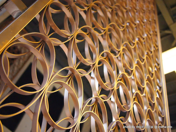 Beluga Restaurant&Bar(Beluga 法式餐酒館)：【食記】台中Beluga Restaurant & Bar 法式餐酒館@西屯 : 炫彩奪目,低調中帶點奢華!米其林等級的南法美味