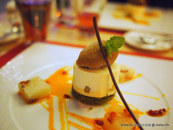 Beluga Restaurant&Bar(Beluga 法式餐酒館)：【食記】台中Beluga Restaurant & Bar 法式餐酒館@西屯 : 炫彩奪目,低調中帶點奢華!米其林等級的南法美味