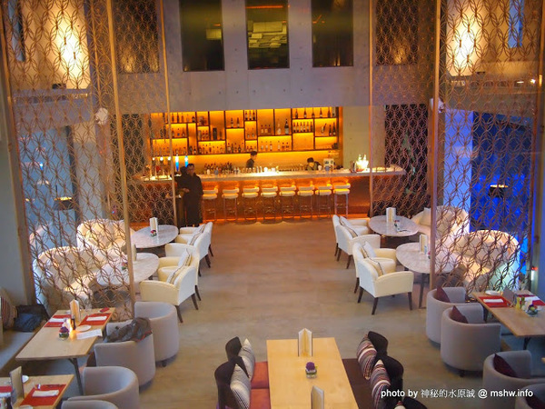 Beluga Restaurant&Bar(Beluga 法式餐酒館)：【食記】台中Beluga Restaurant & Bar 法式餐酒館@西屯 : 炫彩奪目,低調中帶點奢華!米其林等級的南法美味