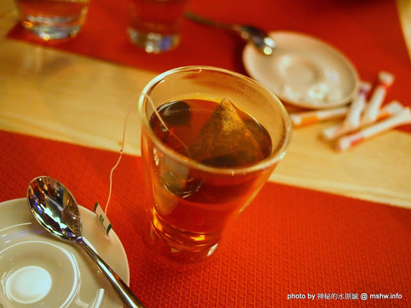 Beluga Restaurant&Bar(Beluga 法式餐酒館)：【食記】台中Beluga Restaurant & Bar 法式餐酒館@西屯 : 炫彩奪目,低調中帶點奢華!米其林等級的南法美味