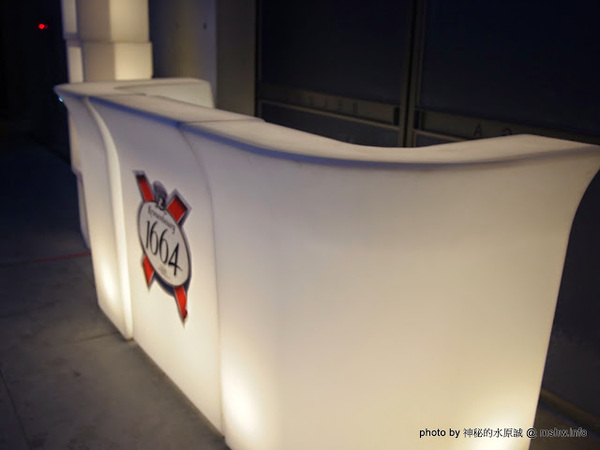 Beluga Restaurant&Bar(Beluga 法式餐酒館)：【食記】台中Beluga Restaurant & Bar 法式餐酒館@西屯 : 炫彩奪目,低調中帶點奢華!米其林等級的南法美味