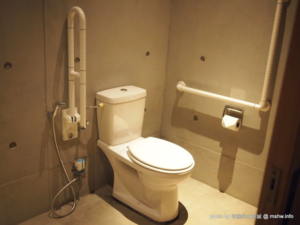 Beluga Restaurant&Bar(Beluga 法式餐酒館)：【食記】台中Beluga Restaurant & Bar 法式餐酒館@西屯 : 炫彩奪目,低調中帶點奢華!米其林等級的南法美味