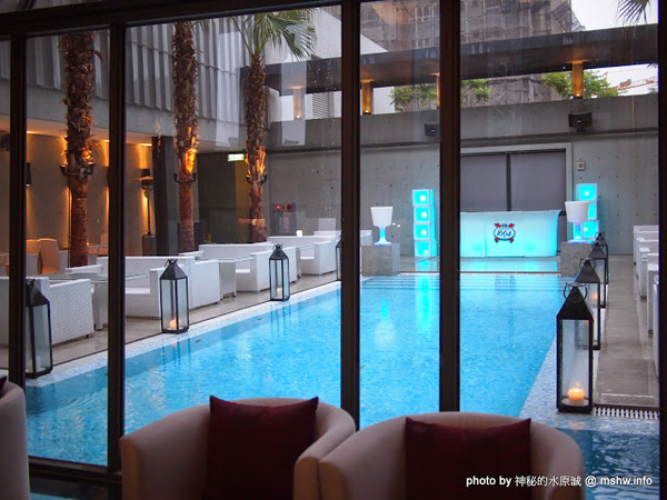 Beluga Restaurant&Bar(Beluga 法式餐酒館)：【食記】台中Beluga Restaurant & Bar 法式餐酒館@西屯 : 炫彩奪目,低調中帶點奢華!米其林等級的南法美味