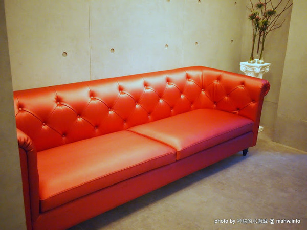 Beluga Restaurant&Bar(Beluga 法式餐酒館)：【食記】台中Beluga Restaurant & Bar 法式餐酒館@西屯 : 炫彩奪目,低調中帶點奢華!米其林等級的南法美味