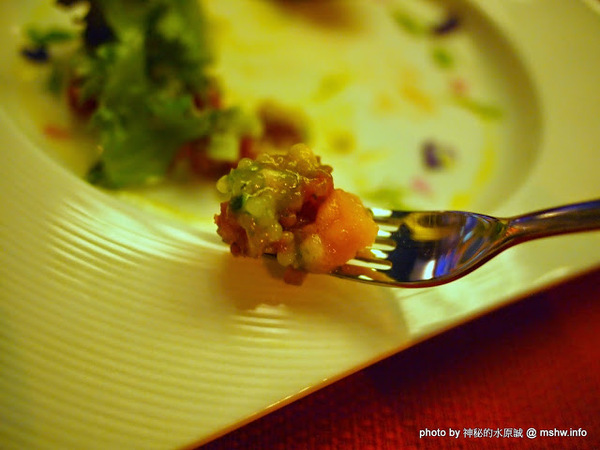 Beluga Restaurant&Bar(Beluga 法式餐酒館)：【食記】台中Beluga Restaurant & Bar 法式餐酒館@西屯 : 炫彩奪目,低調中帶點奢華!米其林等級的南法美味