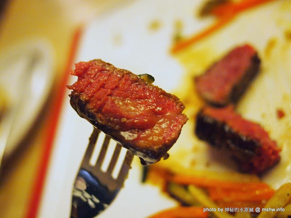 Beluga Restaurant&Bar(Beluga 法式餐酒館)：【食記】台中Beluga Restaurant & Bar 法式餐酒館@西屯 : 炫彩奪目,低調中帶點奢華!米其林等級的南法美味