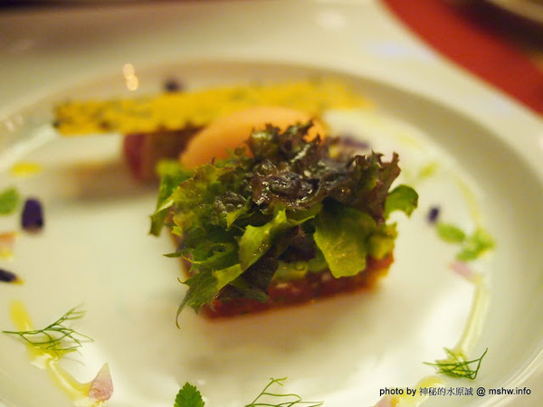 Beluga Restaurant&Bar(Beluga 法式餐酒館)：【食記】台中Beluga Restaurant & Bar 法式餐酒館@西屯 : 炫彩奪目,低調中帶點奢華!米其林等級的南法美味