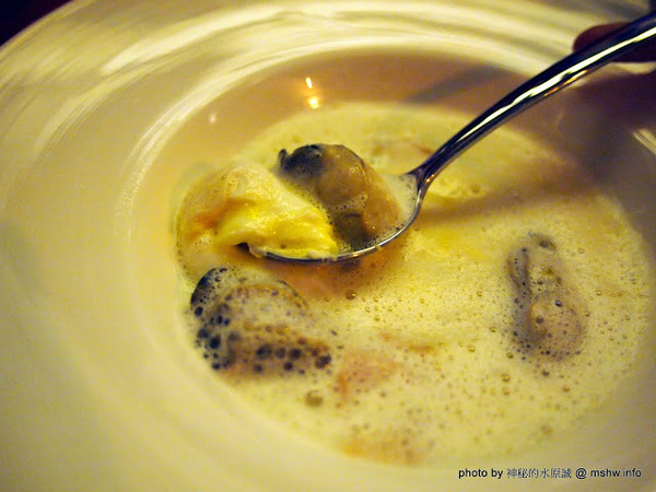 Beluga Restaurant&Bar(Beluga 法式餐酒館)：【食記】台中Beluga Restaurant & Bar 法式餐酒館@西屯 : 炫彩奪目,低調中帶點奢華!米其林等級的南法美味