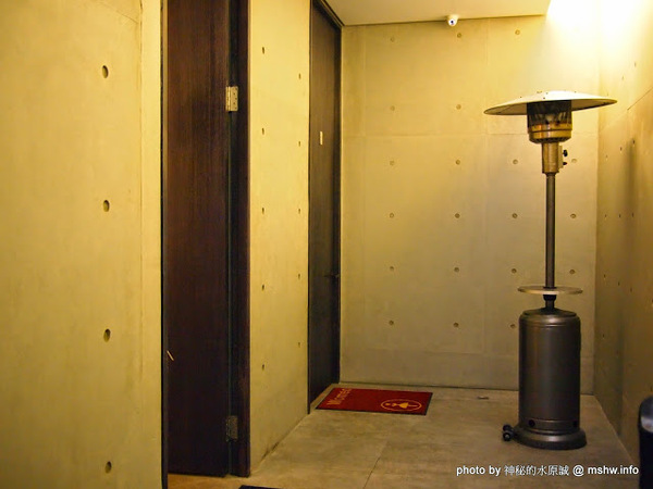 Beluga Restaurant&Bar(Beluga 法式餐酒館)：【食記】台中Beluga Restaurant & Bar 法式餐酒館@西屯 : 炫彩奪目,低調中帶點奢華!米其林等級的南法美味