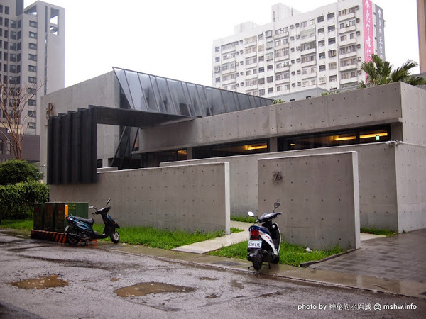 Beluga Restaurant&Bar(Beluga 法式餐酒館)：【食記】台中Beluga Restaurant & Bar 法式餐酒館@西屯 : 炫彩奪目,低調中帶點奢華!米其林等級的南法美味