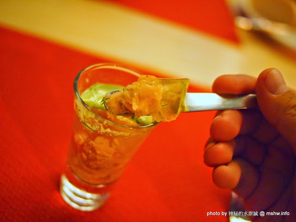 Beluga Restaurant&Bar(Beluga 法式餐酒館)：【食記】台中Beluga Restaurant & Bar 法式餐酒館@西屯 : 炫彩奪目,低調中帶點奢華!米其林等級的南法美味