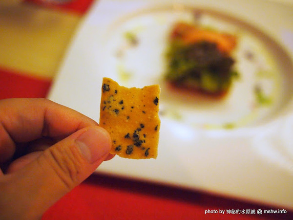 Beluga Restaurant&Bar(Beluga 法式餐酒館)：【食記】台中Beluga Restaurant & Bar 法式餐酒館@西屯 : 炫彩奪目,低調中帶點奢華!米其林等級的南法美味