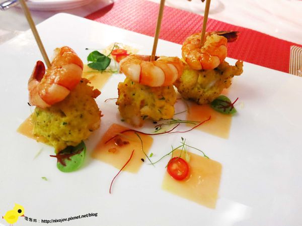 【台中】Beluga法式餐廳-池畔上美妙的餐廳