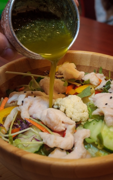 樂樂將異國風味料理:【高雄】Pizza超人起飛啦.樂樂將異國風味料理.桑尼瘦不了