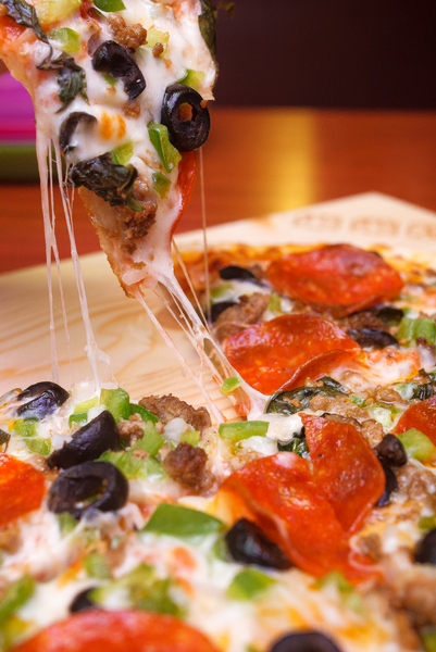 樂樂將異國風味料理:【高雄】Pizza超人起飛啦.樂樂將異國風味料理.桑尼瘦不了