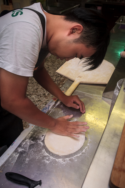 樂樂將異國風味料理:【高雄】Pizza超人起飛啦.樂樂將異國風味料理.桑尼瘦不了