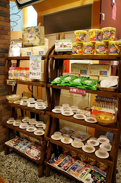 樂樂將異國風味料理:高雄【樂樂將異國風味料理】木盆沙拉推薦 高雄輕食 泰式奶茶 異國料理