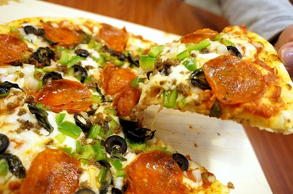 樂樂將異國風味料理:高雄【樂樂將異國風味料理】木盆沙拉推薦 高雄輕食 泰式奶茶 異國料理