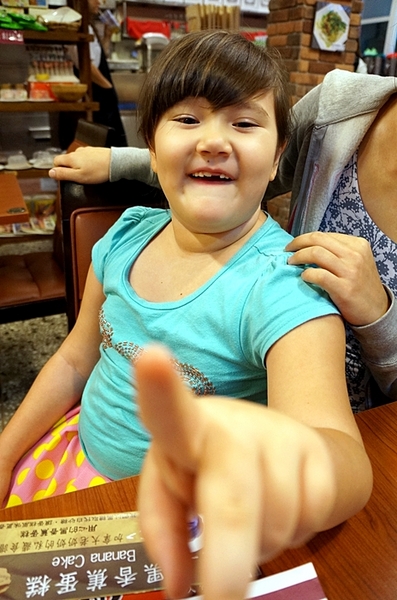 樂樂將異國風味料理:高雄【樂樂將異國風味料理】木盆沙拉推薦 高雄輕食 泰式奶茶 異國料理