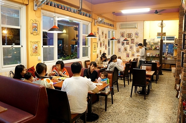 樂樂將異國風味料理:高雄【樂樂將異國風味料理】木盆沙拉推薦 高雄輕食 泰式奶茶 異國料理