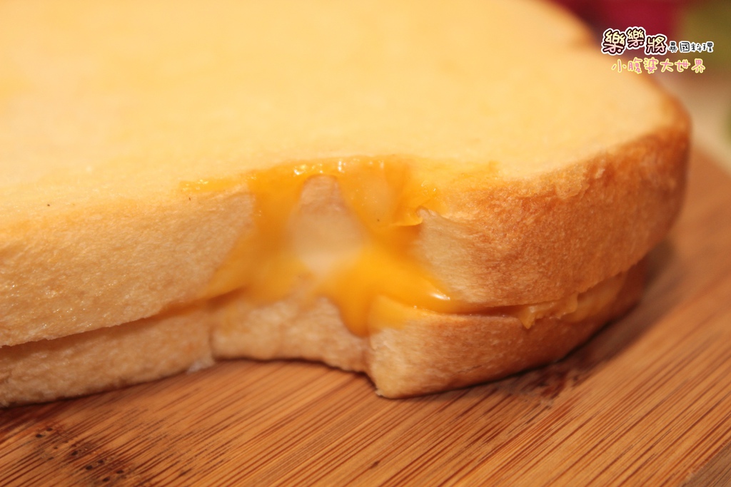 樂樂將吐司04.jpg