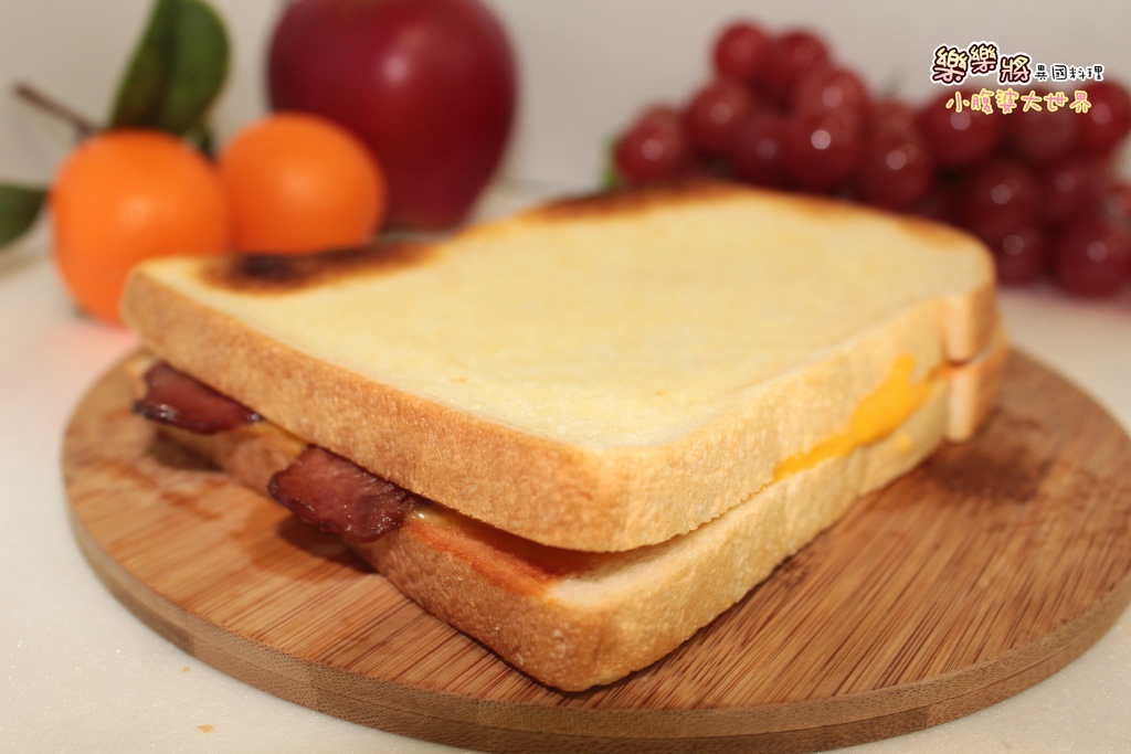 樂樂將吐司12.jpg