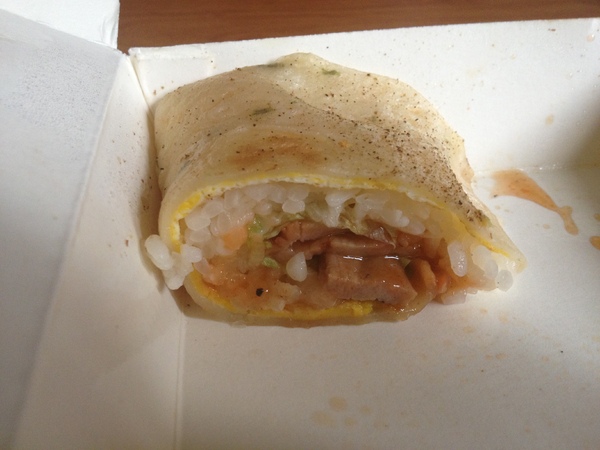 蛋餅包飯:建功二路上的蛋餅包飯──齒頰留香的極致美味!!