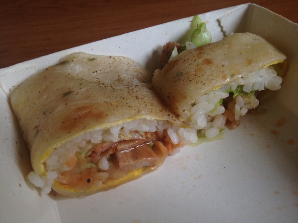 蛋餅包飯:建功二路上的蛋餅包飯──齒頰留香的極致美味!!