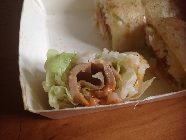 蛋餅包飯:建功二路上的蛋餅包飯──齒頰留香的極致美味!!