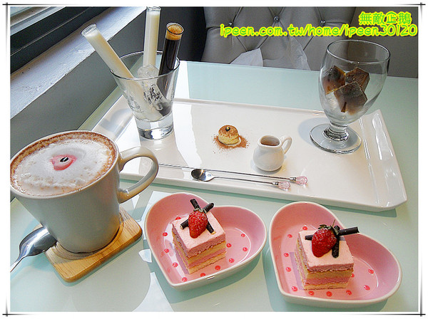 飛饗創意西式料理：【台南-東區】聖誕大餐新選擇! 創意x美味x西式料理!!《飛饗創意西式料理》